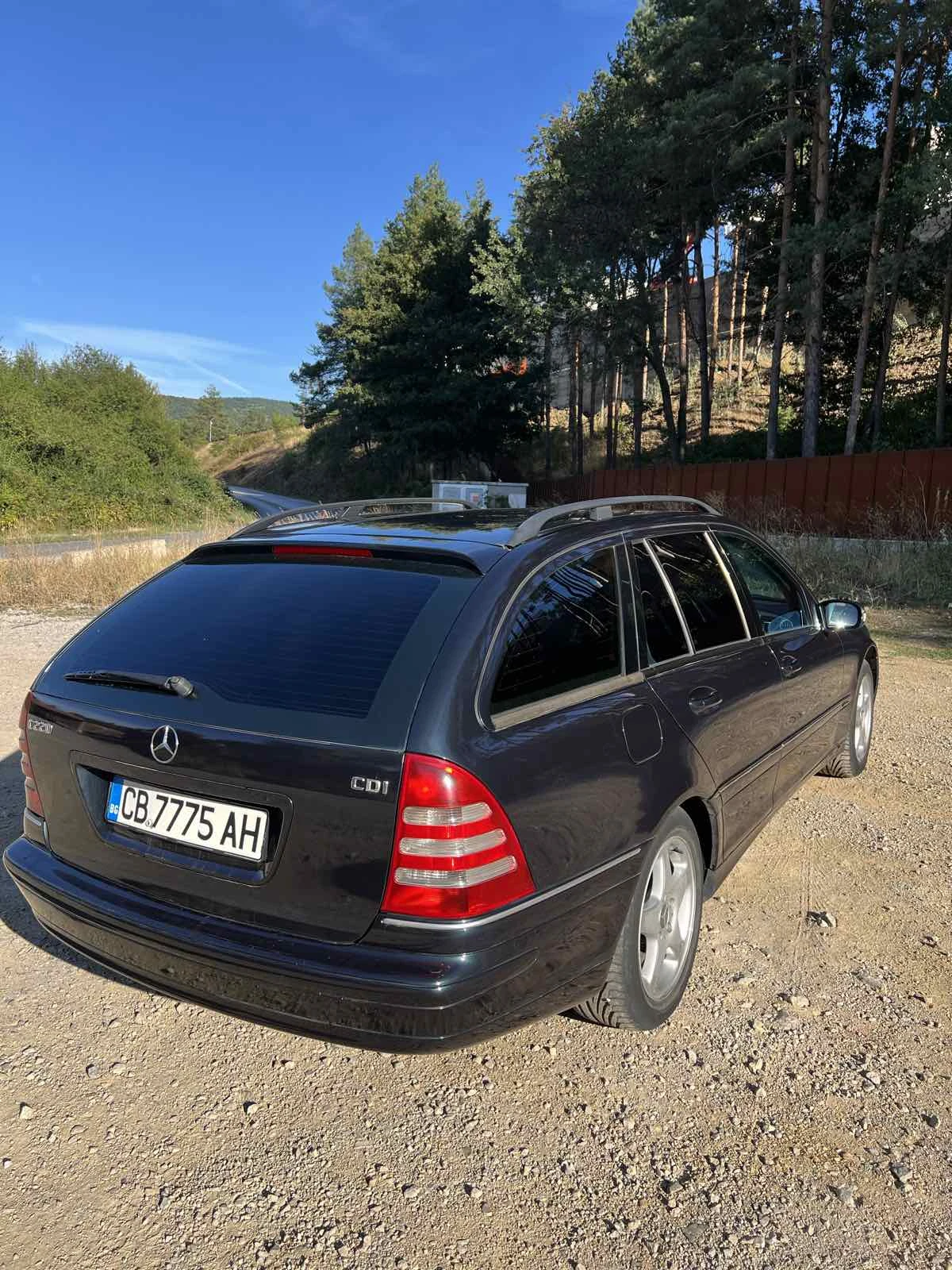 Mercedes-Benz C 220, снимка 4 - Автомобили и джипове - 54402036