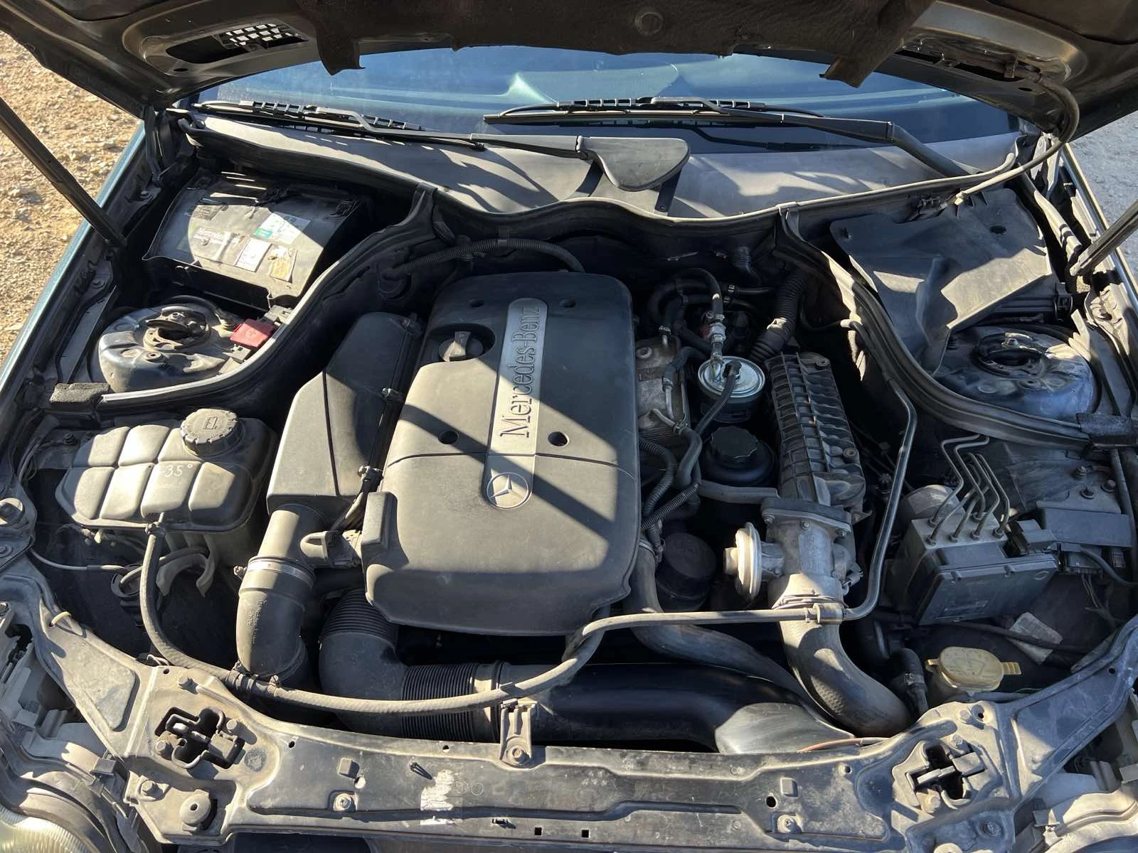 Mercedes-Benz C 220, снимка 13 - Автомобили и джипове - 54402036