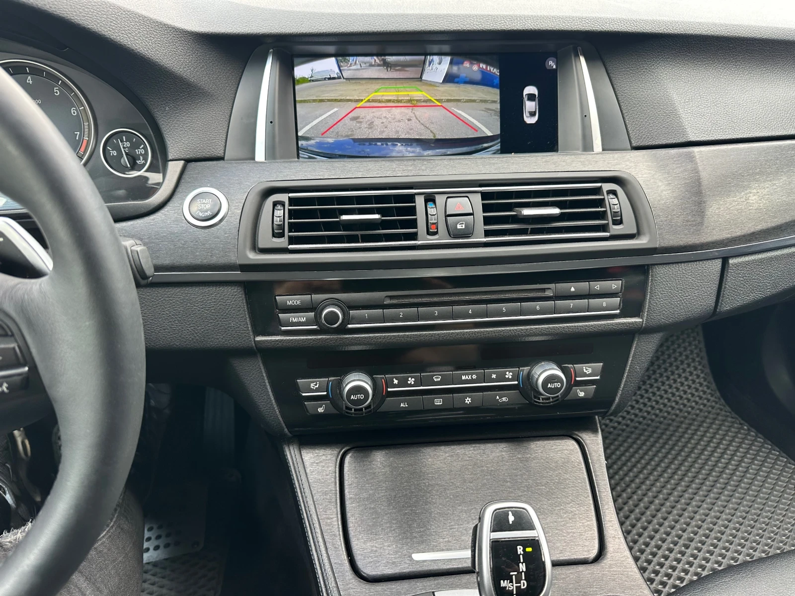 BMW 535 XDRIVE* FULL M PACK* ПОДГРЕВИ* КАМЕРА* ШИБЕДАХ, снимка 16 - Автомобили и джипове - 54614525