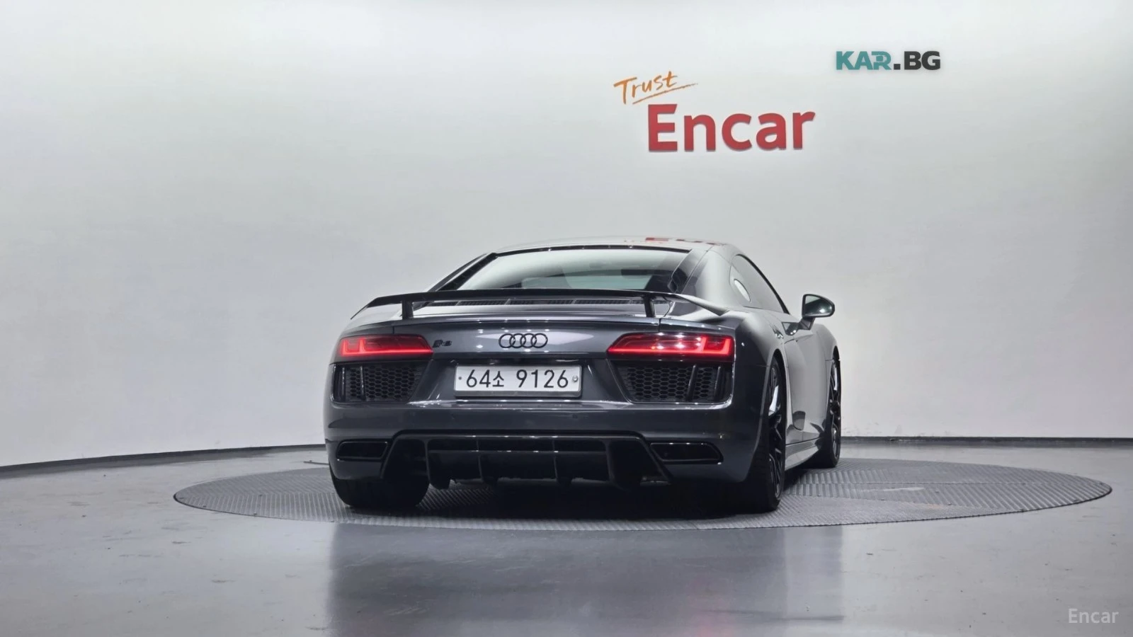 Audi R8 * 5.2* V10* PLUS* КОЖА* ПОДГРЕВ* КАМЕРА* , снимка 4 - Автомобили и джипове - 54851599