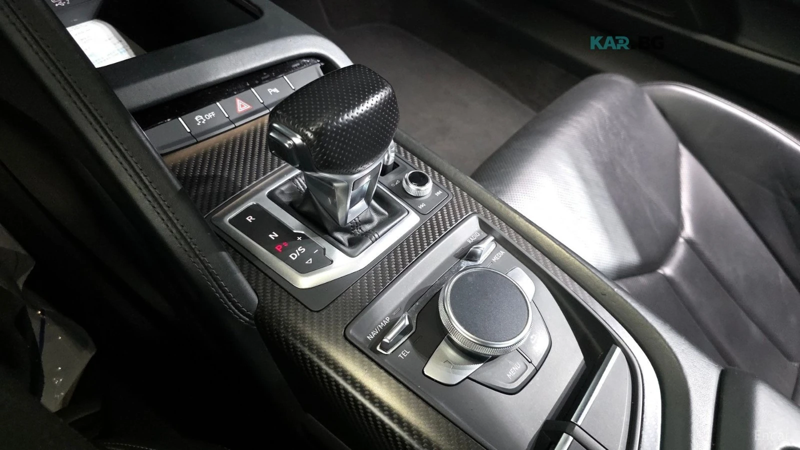 Audi R8 * 5.2* V10* PLUS* КОЖА* ПОДГРЕВ* КАМЕРА* , снимка 9 - Автомобили и джипове - 54851599
