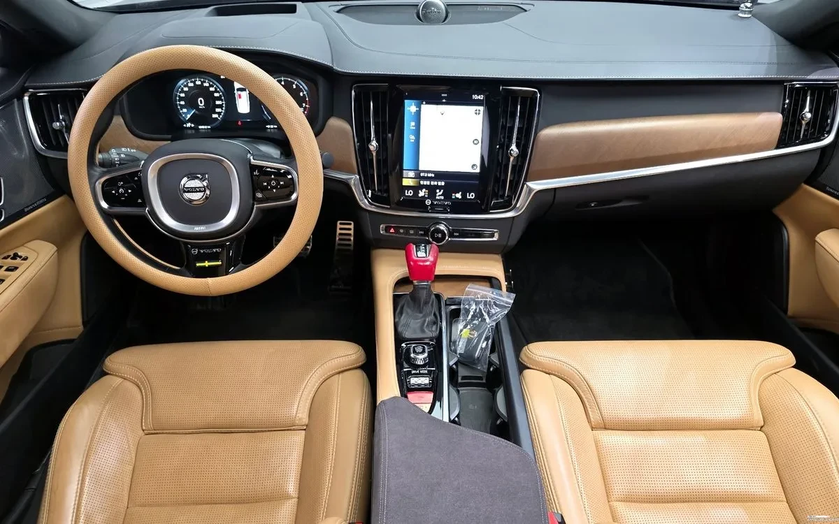 Volvo S90 2.0 T5 Inscription 2019, снимка 6 - Автомобили и джипове - 55014264