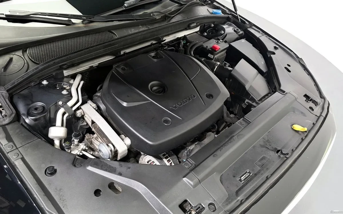 Volvo S90 2.0 T5 Inscription 2019, снимка 5 - Автомобили и джипове - 55014264