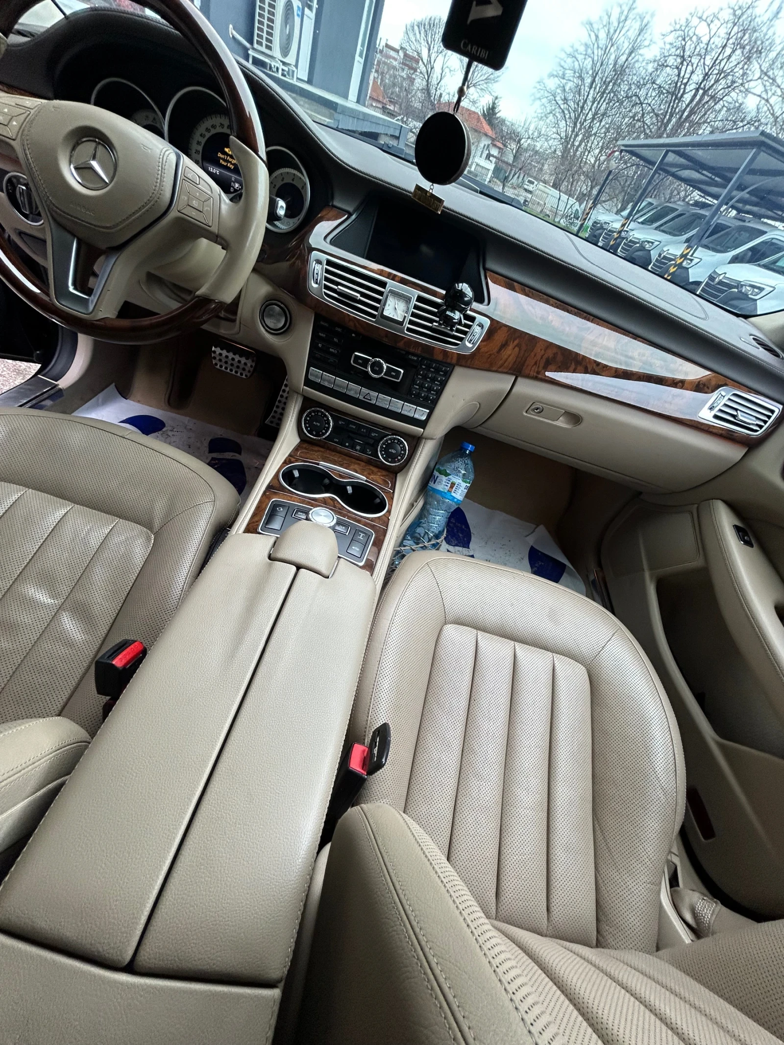 Mercedes-Benz CLS 550, снимка 10 - Автомобили и джипове - 55395878