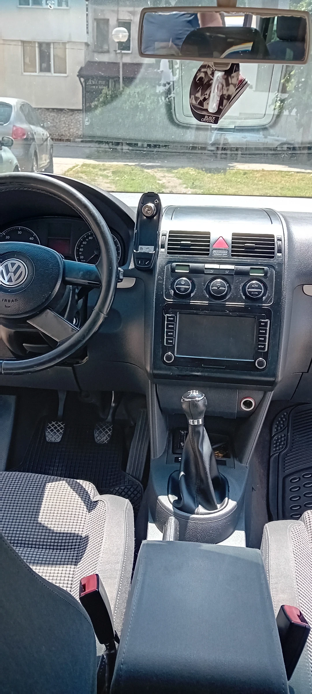 VW Touran, снимка 7 - Автомобили и джипове - 55412998