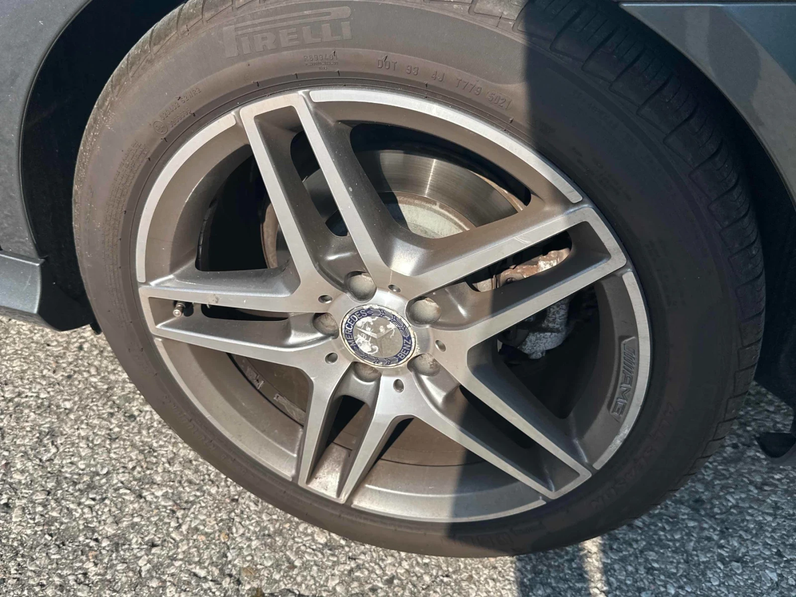 Mercedes-Benz E 400 4MATIC* HARMAN KARDON* Extended leather* CARFAX , снимка 11 - Автомобили и джипове - 55504428