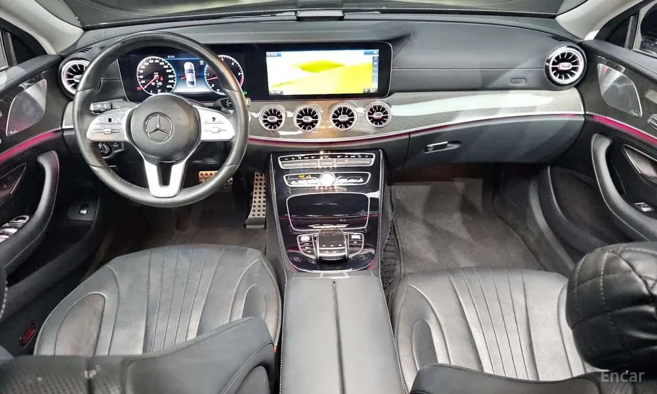 Mercedes-Benz CLS 400 d 4MATIC AMG Line | АВТОФИНАНСИРАНЕ, снимка 7 - Автомобили и джипове - 55618555