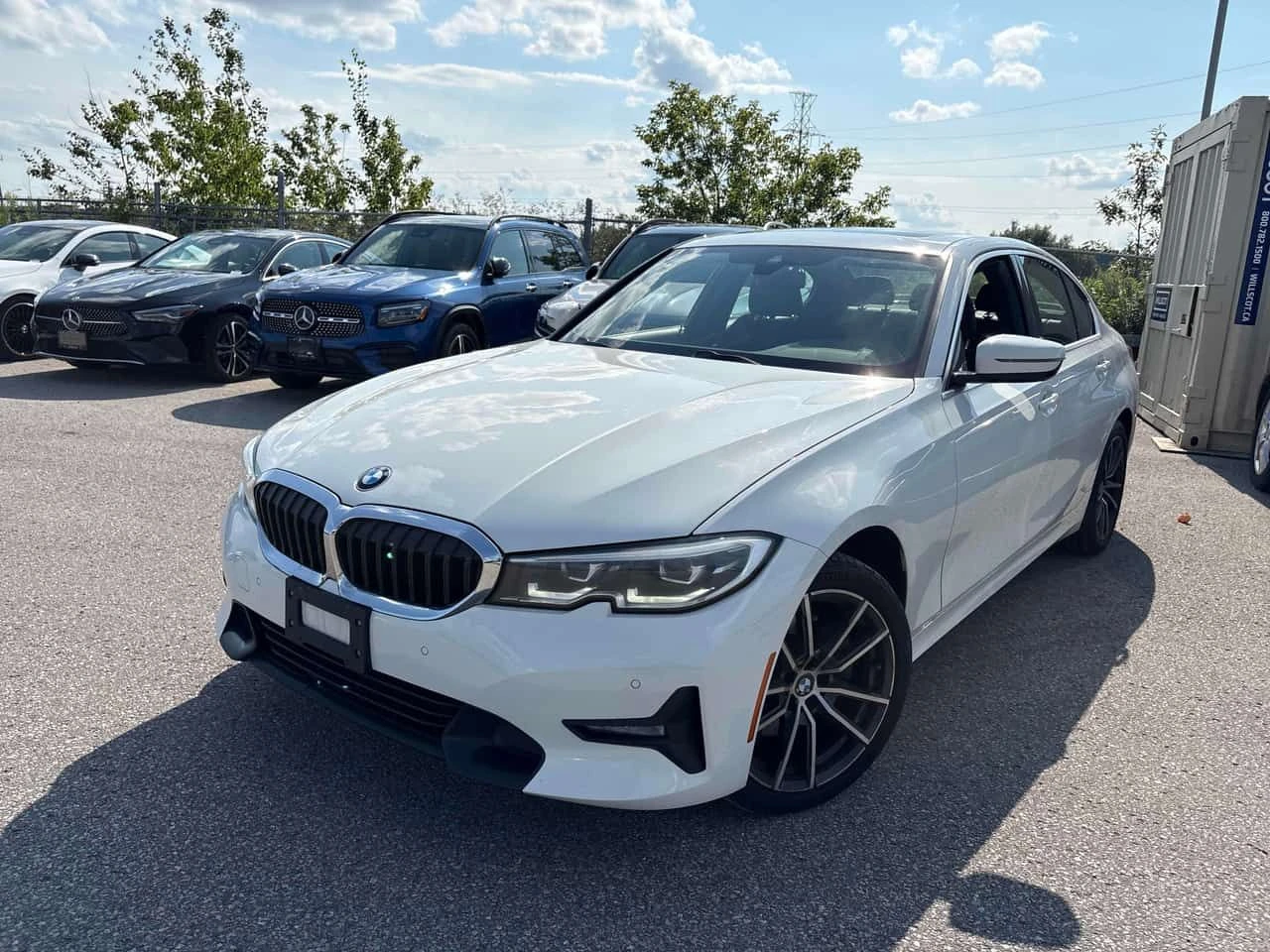 BMW 330 * 330i xDrive * CARFAX * БЕЗ ПЪРВОНАЧАЛНА ВНОСКА