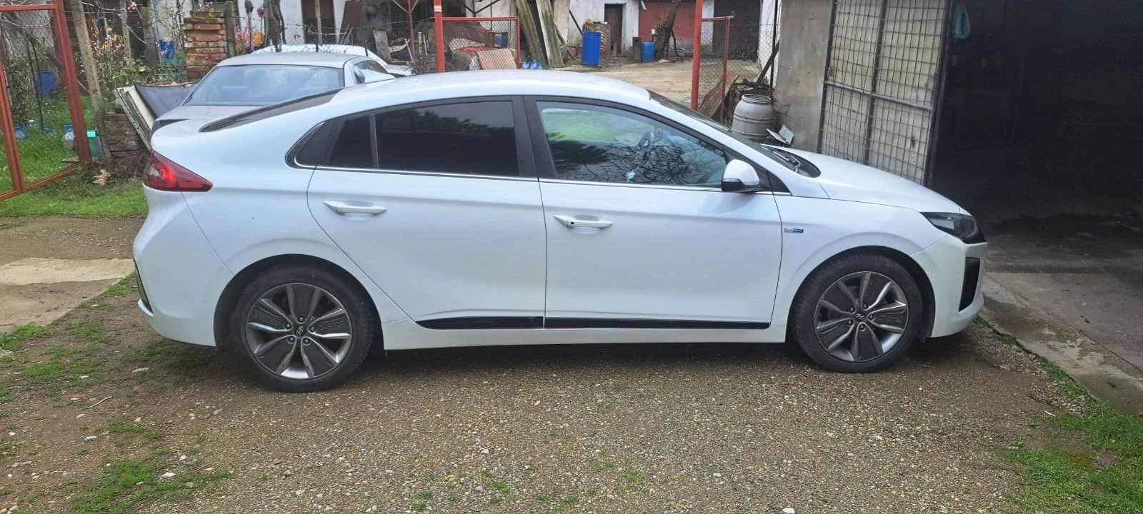 Hyundai Ioniq, снимка 5 - Автомобили и джипове - 56167500