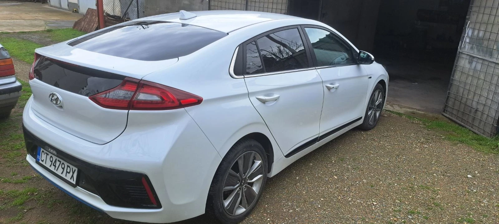 Hyundai Ioniq, снимка 4 - Автомобили и джипове - 56167500