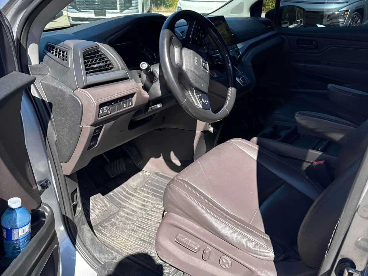 Honda Odyssey * EX L * АВТОКРЕДИТ БЕЗ ПЪРВОНАЧАЛНА ВНОСКА* , снимка 5 - Автомобили и джипове - 56223368