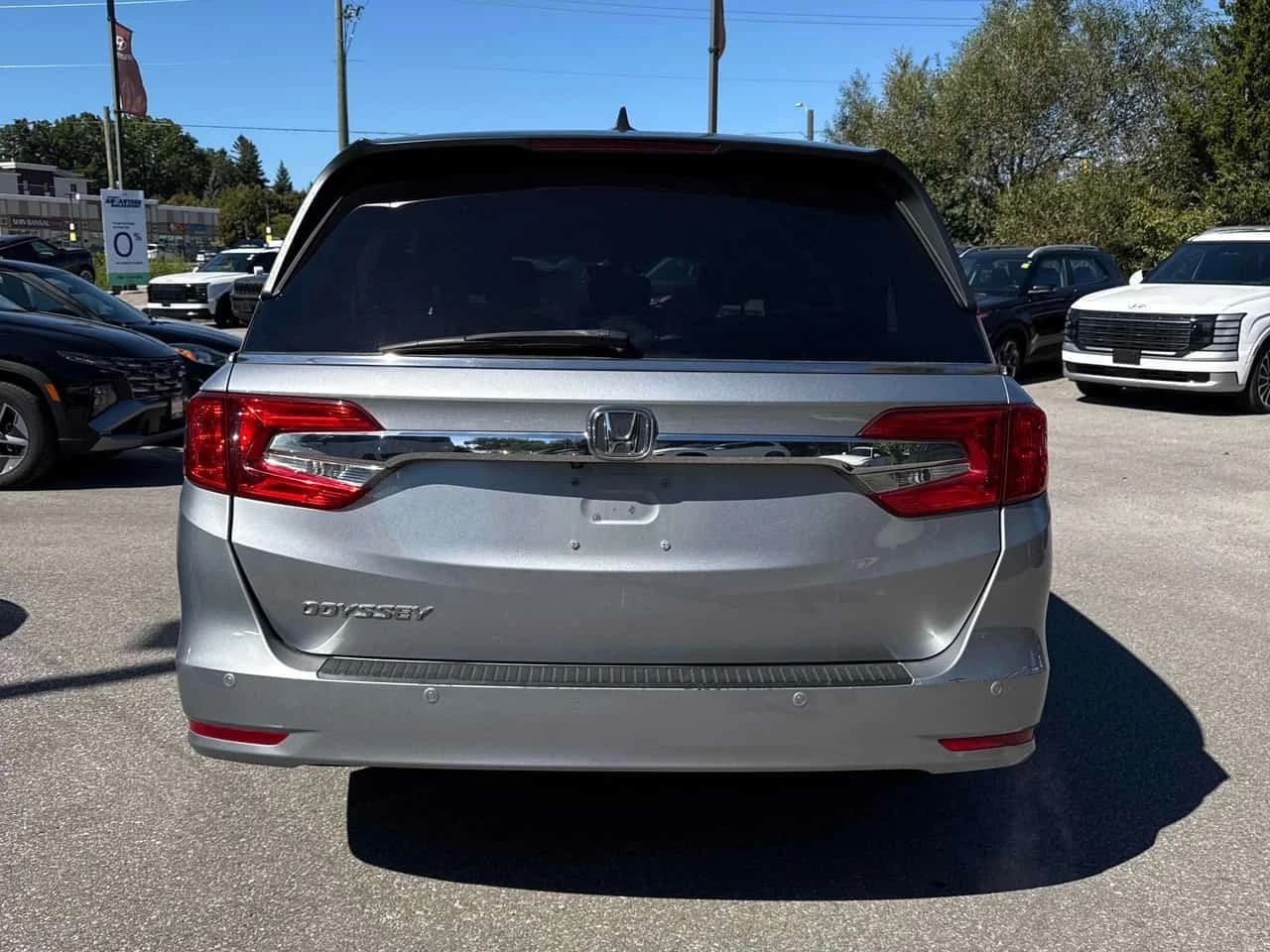 Honda Odyssey * EX L * АВТОКРЕДИТ БЕЗ ПЪРВОНАЧАЛНА ВНОСКА* , снимка 4 - Автомобили и джипове - 56223368