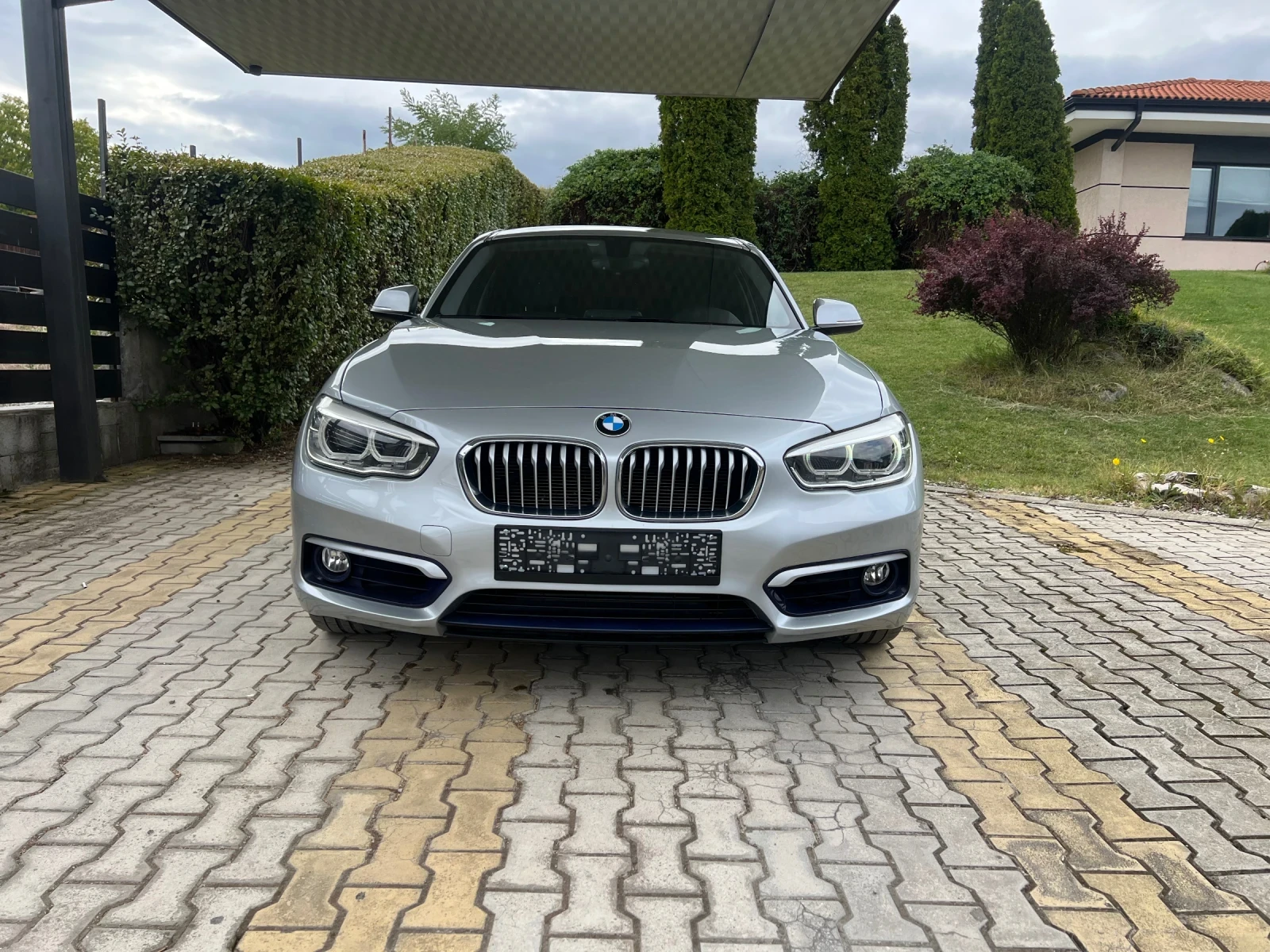 BMW 118 D Bi-xenon* Avtom* Urban* 150kc., снимка 2 - Автомобили и джипове - 56234715