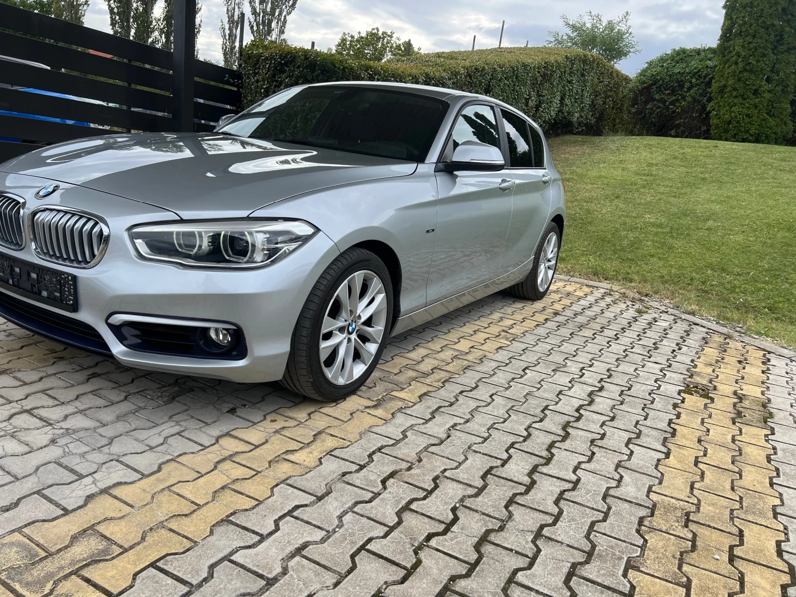 BMW 118 D Bi-xenon* Avtom* Urban* 150kc., снимка 3 - Автомобили и джипове - 56234715