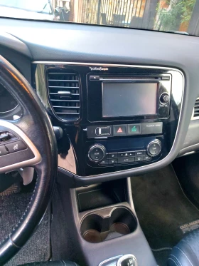 Mitsubishi Outlander 2.0 Phev  Plug in hibrid, снимка 13