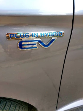 Mitsubishi Outlander 2.0 Phev  Plug in hibrid, снимка 6