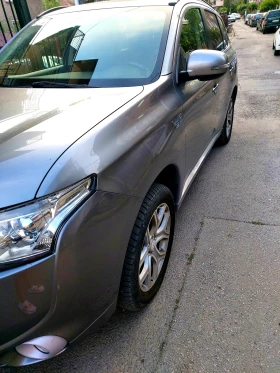 Mitsubishi Outlander 2.0 Phev  Plug in hibrid, снимка 3