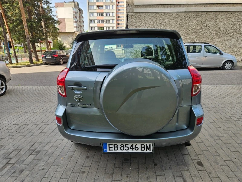 Toyota Rav4 2.2D4D 136 к.с., снимка 7 - Автомобили и джипове - 46433628