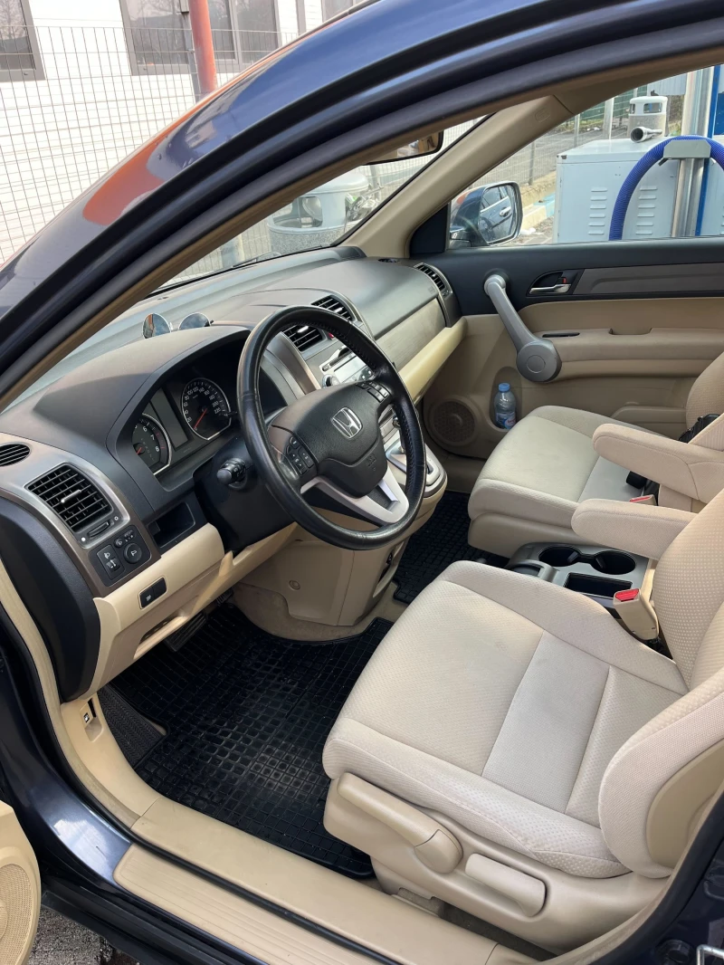 Honda Cr-v 2.0, снимка 13 - Автомобили и джипове - 48357288