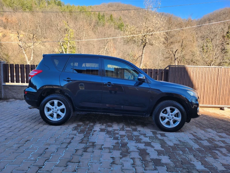 Toyota Rav4 2.2 tdi 150к.с, 4х4, като нова, снимка 8 - Автомобили и джипове - 48869200