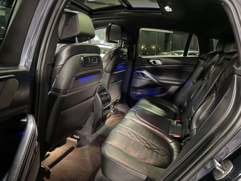BMW X6 xDrive40i Mpkg SKY Lounge Pano * AIR SUSP*  CARFAX, снимка 11 - Автомобили и джипове - 52562947