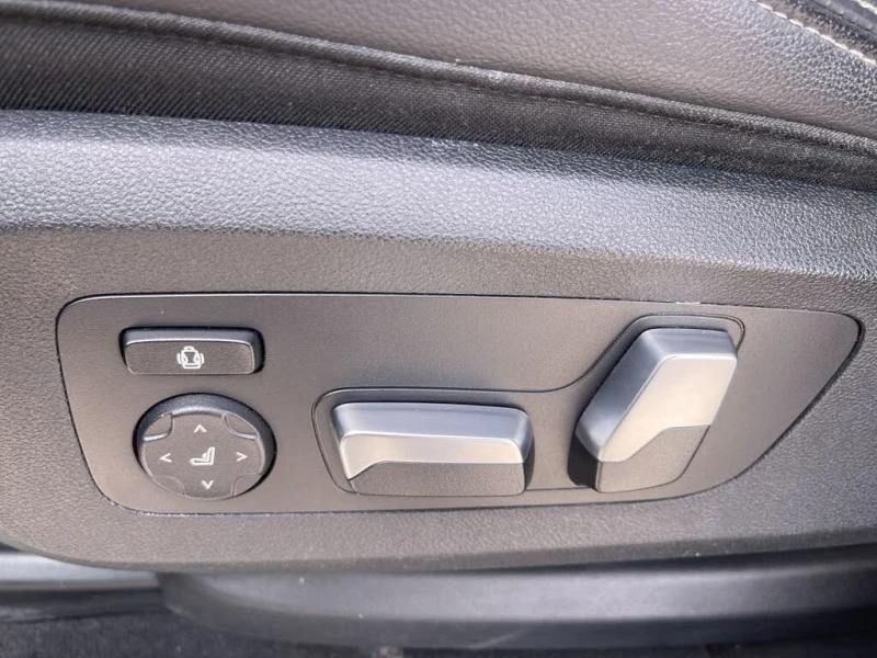 BMW X5 XDrive40i* M-Sport Pkg* 360 Camera* PanoRoof* Leat, снимка 15 - Автомобили и джипове - 52661365