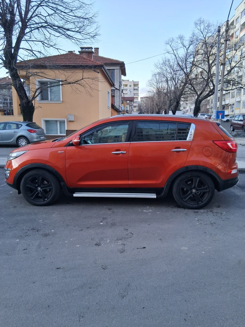 Kia Sportage, снимка 12 - Автомобили и джипове - 53458411