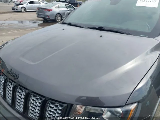 Jeep Grand cherokee ALTITUDE 4X4 3.6L, снимка 6 - Автомобили и джипове - 47749330