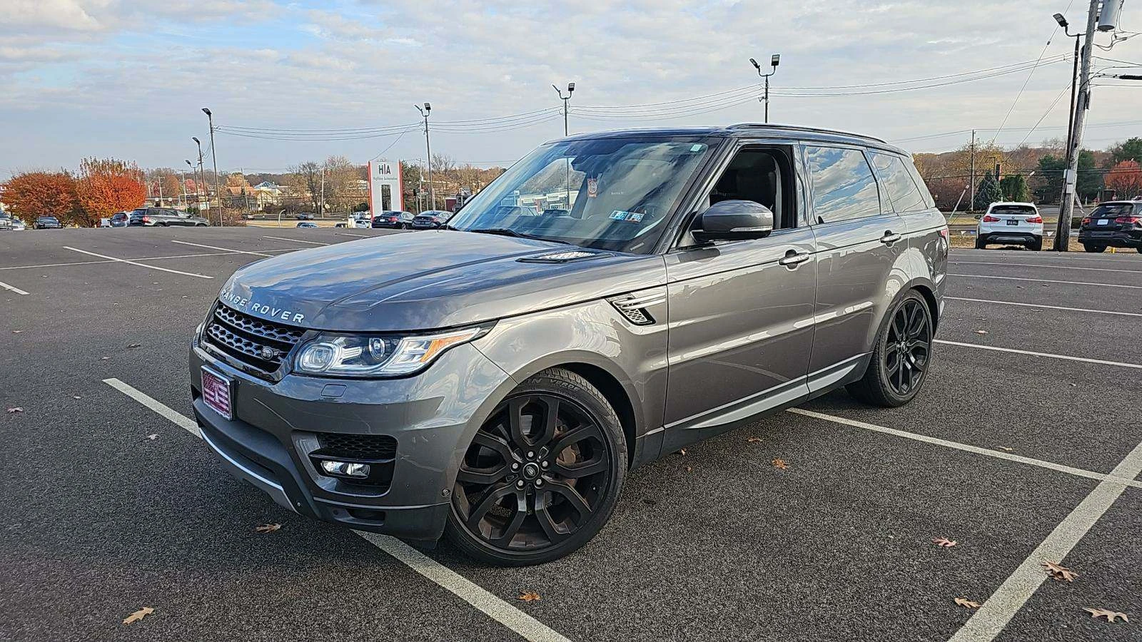 Land Rover Range Rover Sport V8* SUPERCHARCHED* ДИСТРОНИК* КАМЕРА* ОБДУХВАНЕ* М - изображение 5