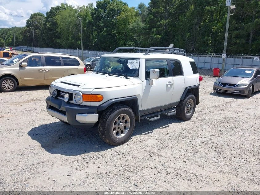Toyota Fj cruiser 2012 TOYOTA FJ CRUISER - изображение 3