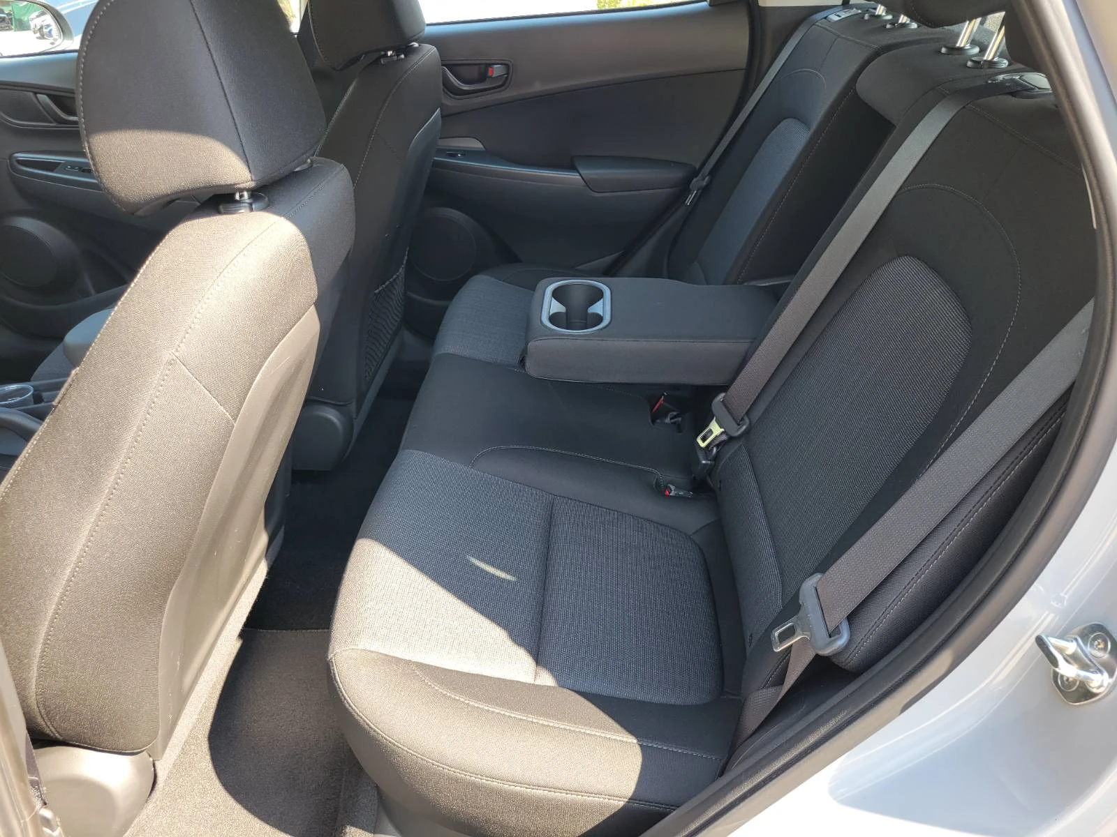 Hyundai Kona 2.0i * АВТОМАТИК * 4Х4 *  - изображение 10