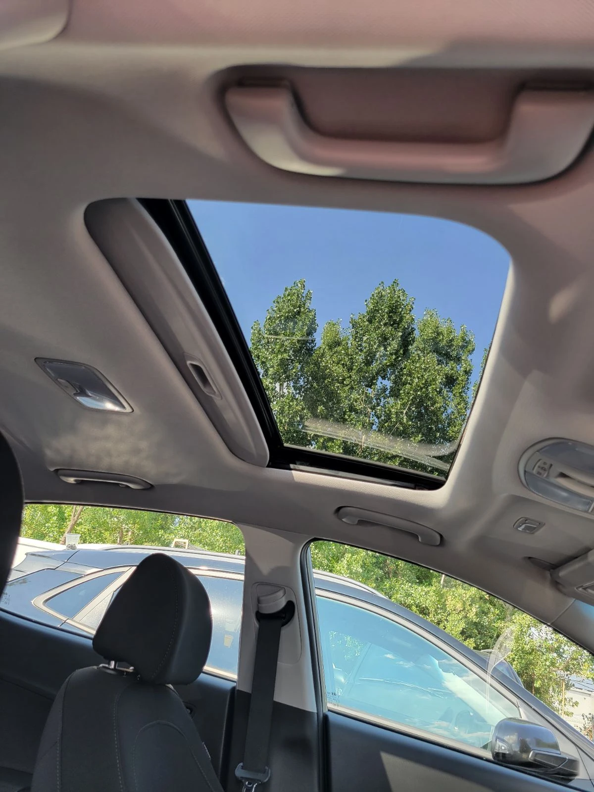 Hyundai Kona 2.0i *  * 44 *  | Mobile.bg   12