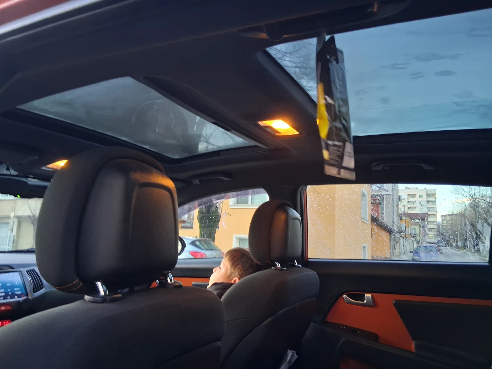 Kia Sportage | Mobile.bg � ����������� 10