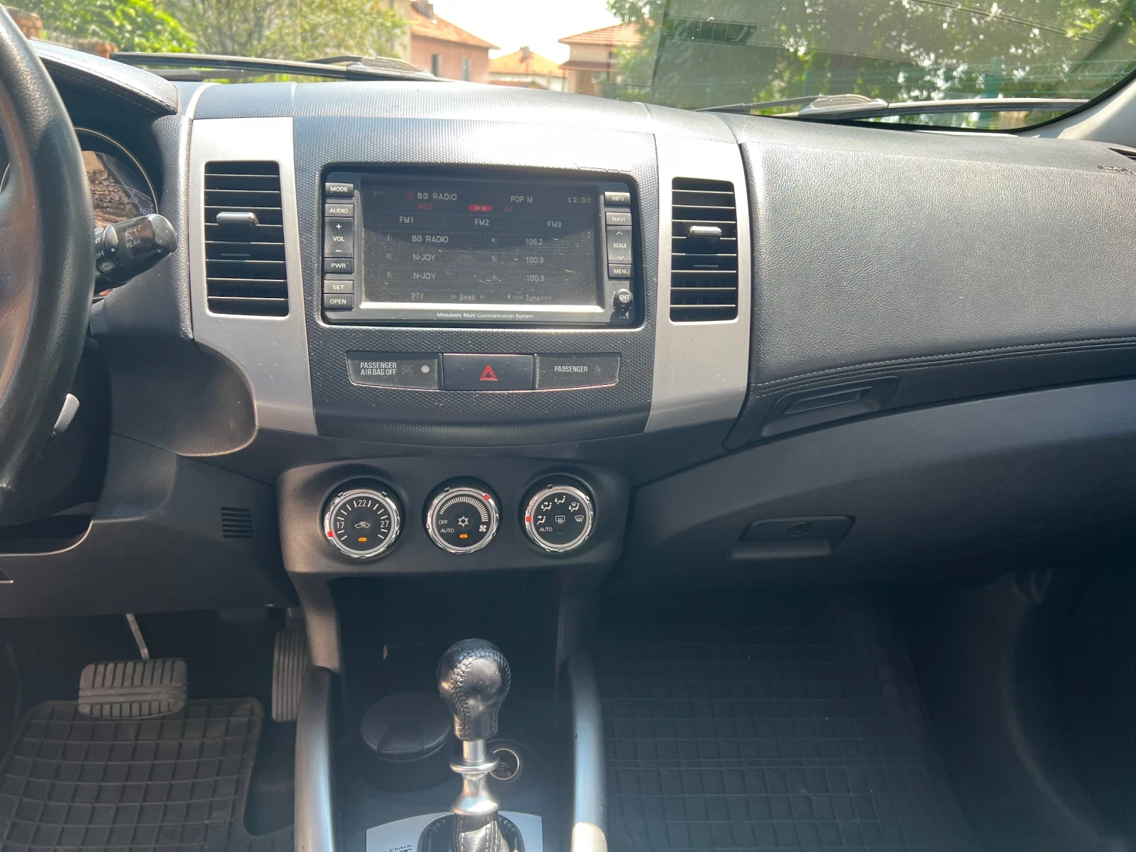 Mitsubishi Outlander 2.2 6+ 1, снимка 6 - Автомобили и джипове - 55043108