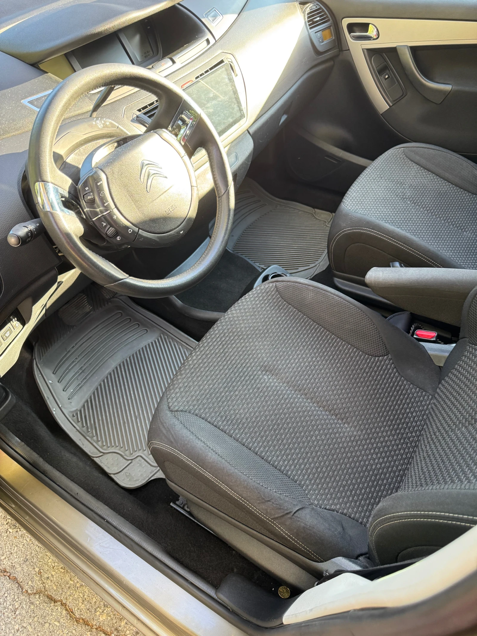 Citroen C4 AIRCROSS, снимка 10 - Автомобили и джипове - 55895916