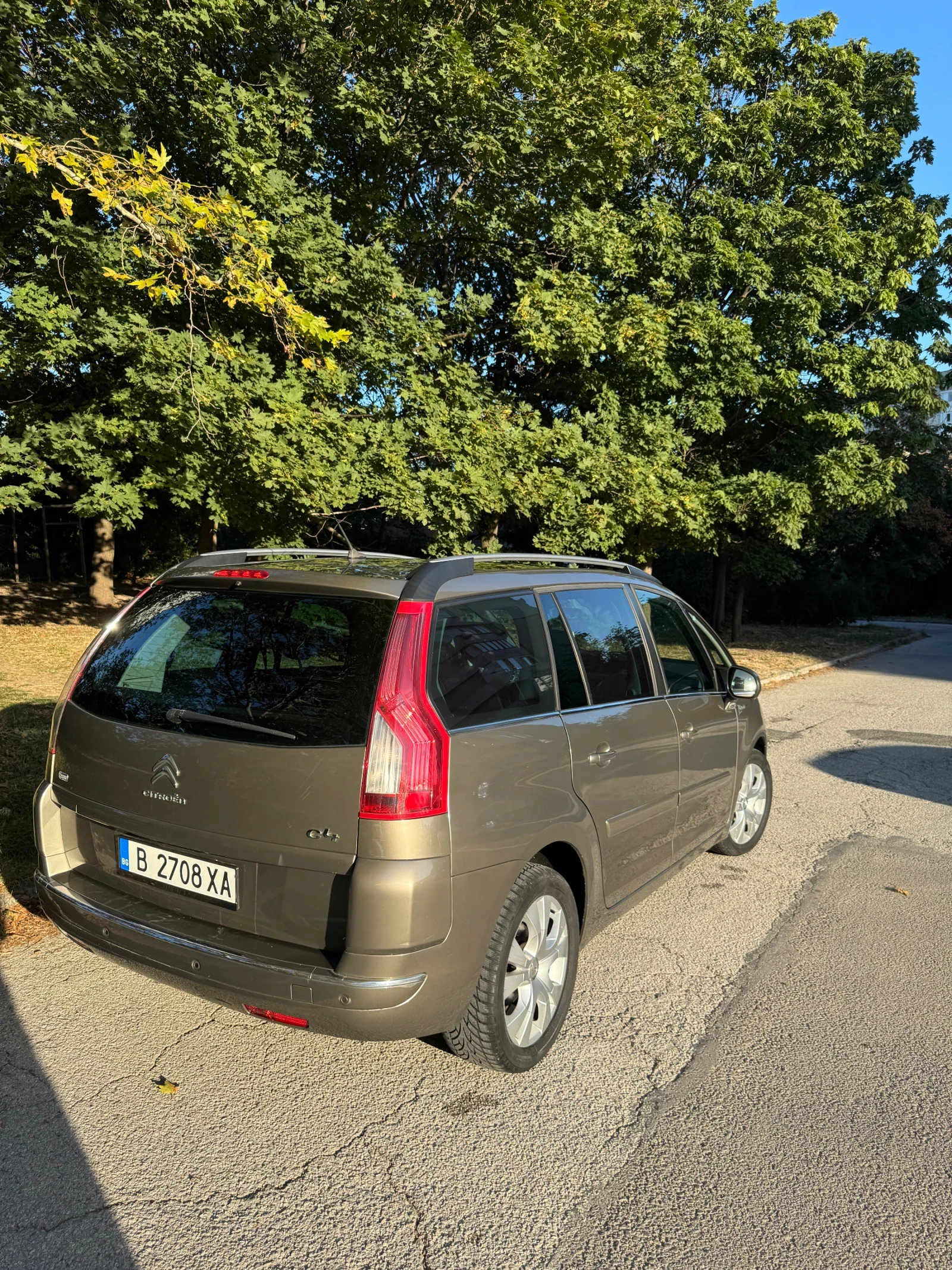 Citroen C4 AIRCROSS, снимка 9 - Автомобили и джипове - 55895916