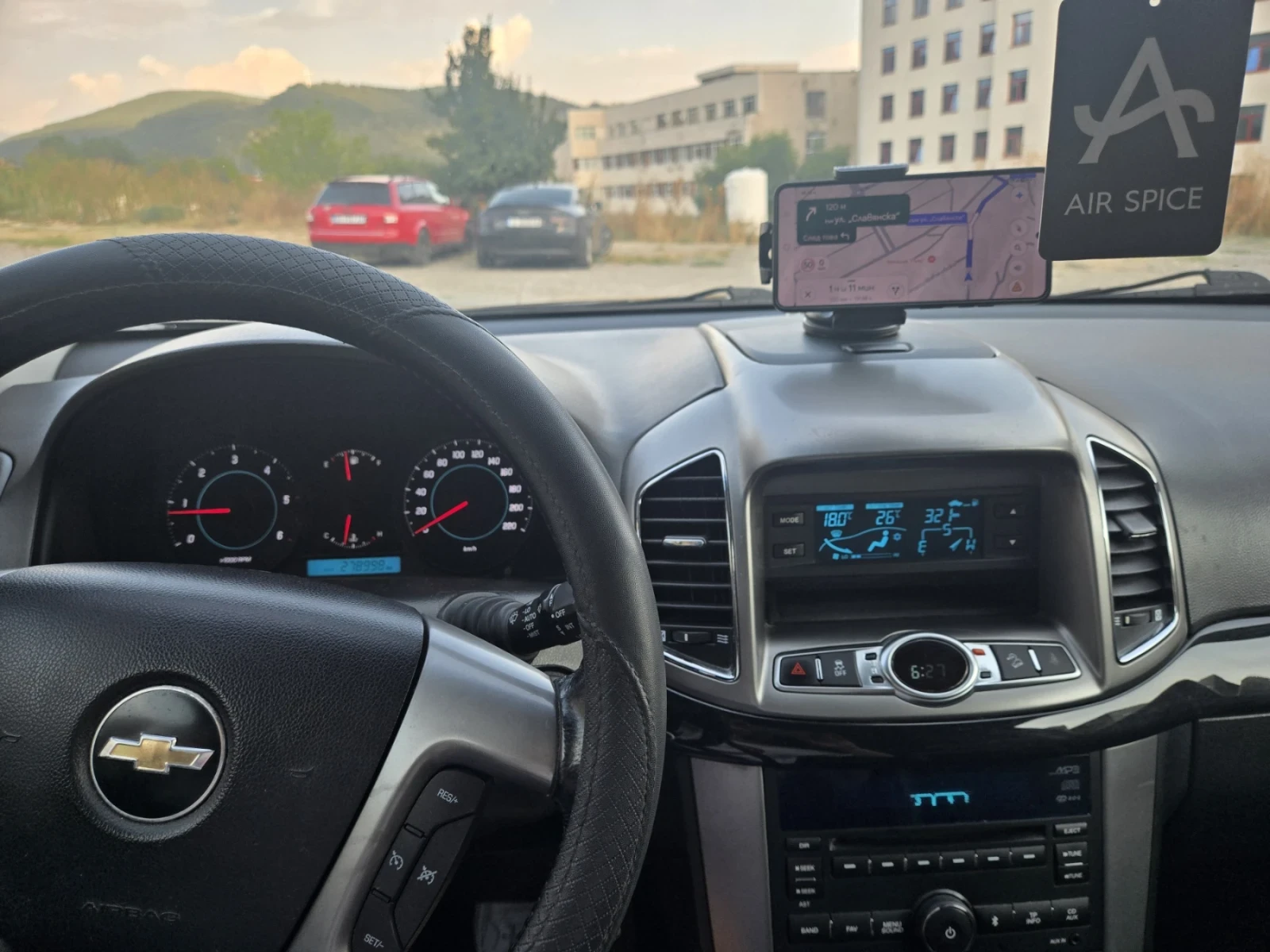 Chevrolet Captiva 2.2 VCDi Turbo, 163 к.с., 6 скорости, 7 места, снимка 9 - Автомобили и джипове - 55904468