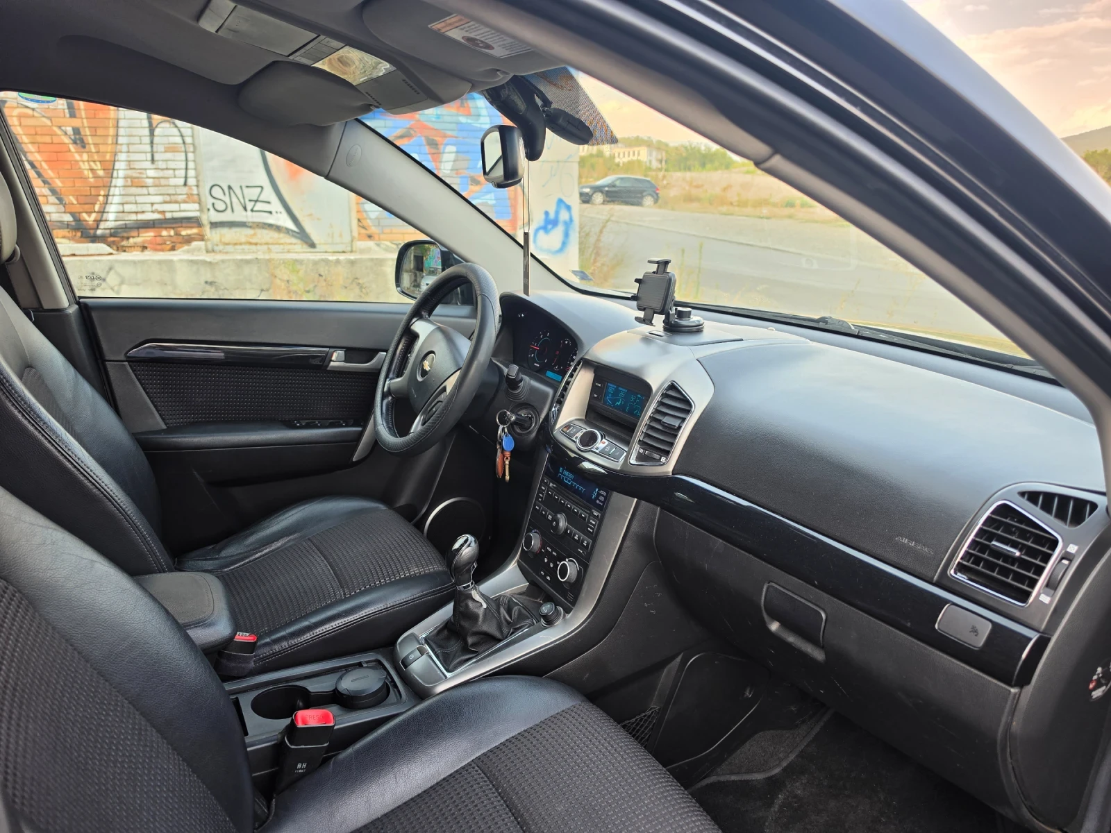 Chevrolet Captiva 2.2 VCDi Turbo, 163 к.с., 6 скорости, 7 места, снимка 14 - Автомобили и джипове - 55904468