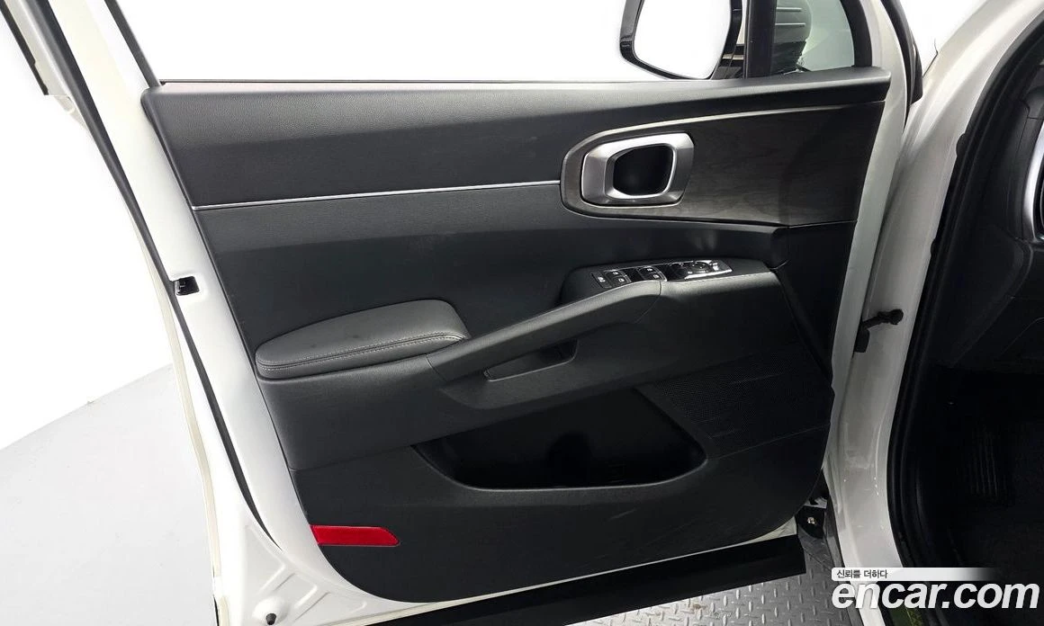 Kia Sorento Diesel 2.2 2WD Prestige, снимка 14 - Автомобили и джипове - 56155242
