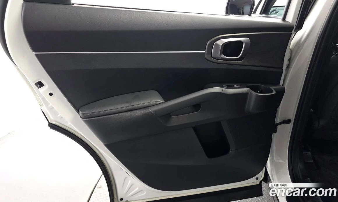 Kia Sorento Diesel 2.2 2WD Prestige, снимка 15 - Автомобили и джипове - 56155242