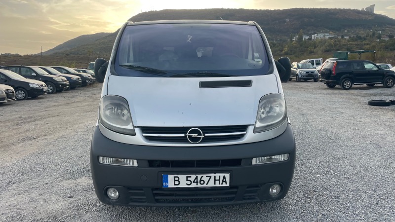 Opel Vivaro 1.9 cdti, снимка 2 - Бусове и автобуси - 42662861