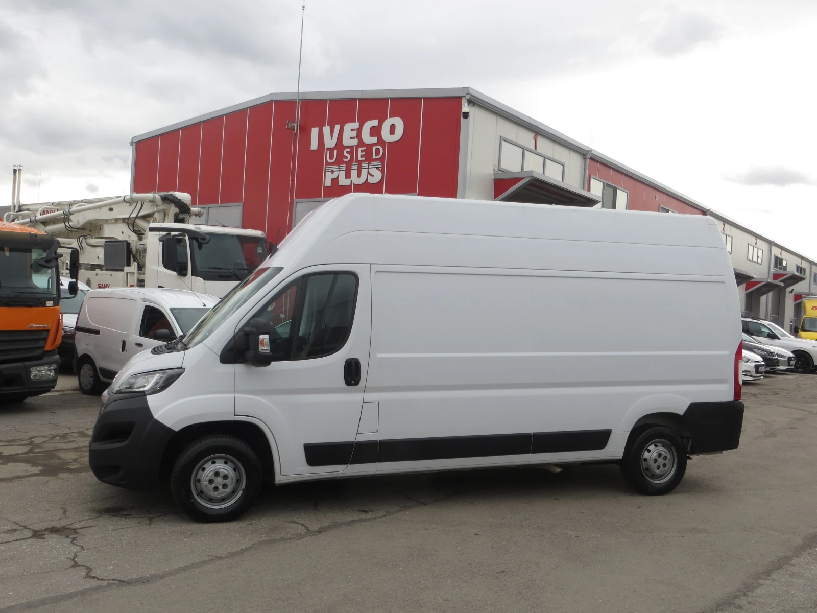 Peugeot Boxer 2.2 HDI L3H3 - изображение 2