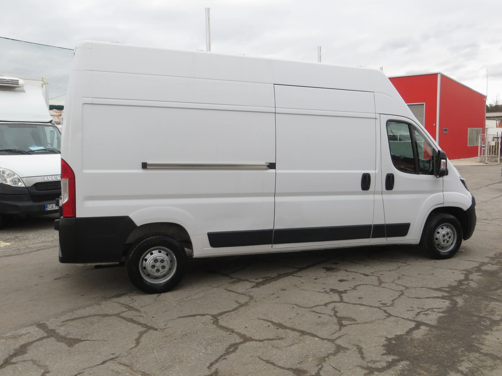Peugeot Boxer 2.2 HDI L3H3 - изображение 5