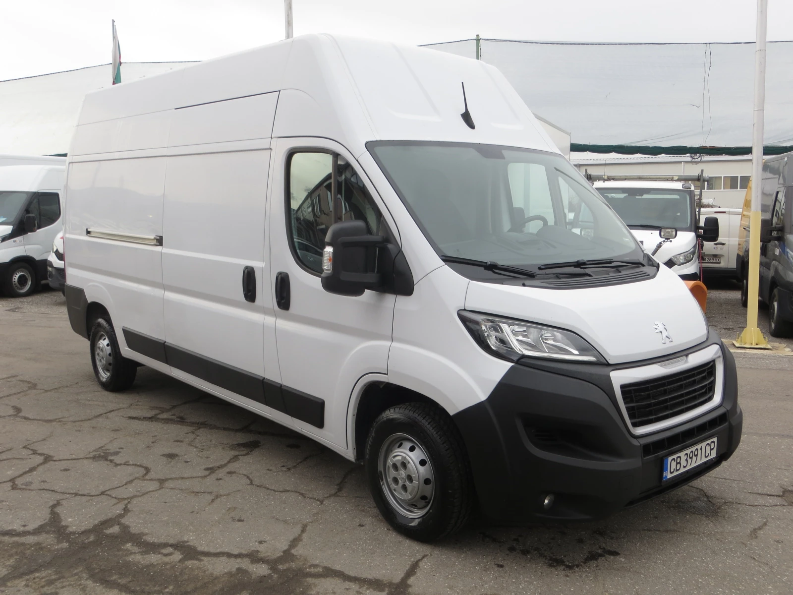 Peugeot Boxer 2.2 HDI L3H3 - изображение 6