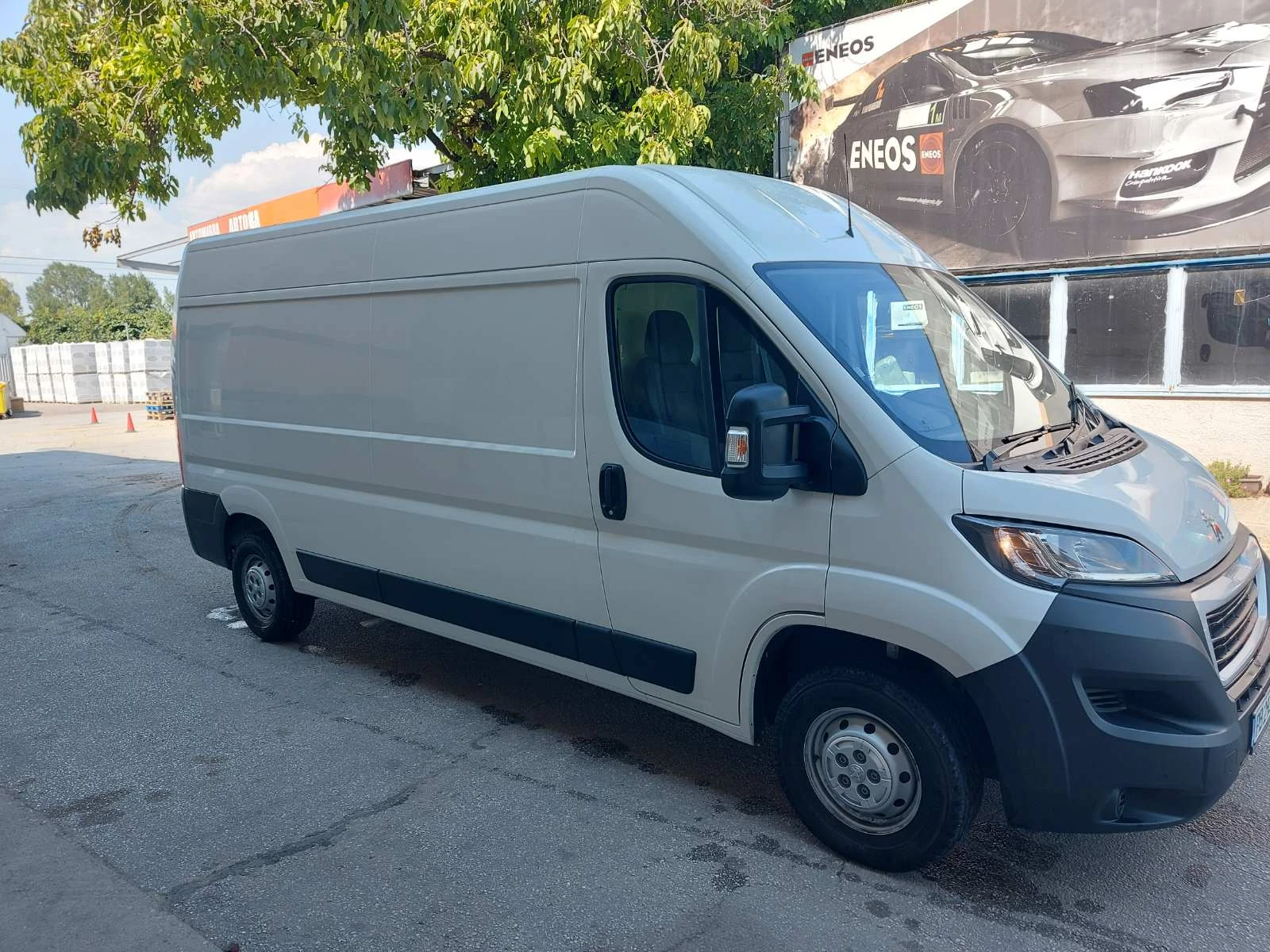 Peugeot Boxer Professional 335 L3H2 