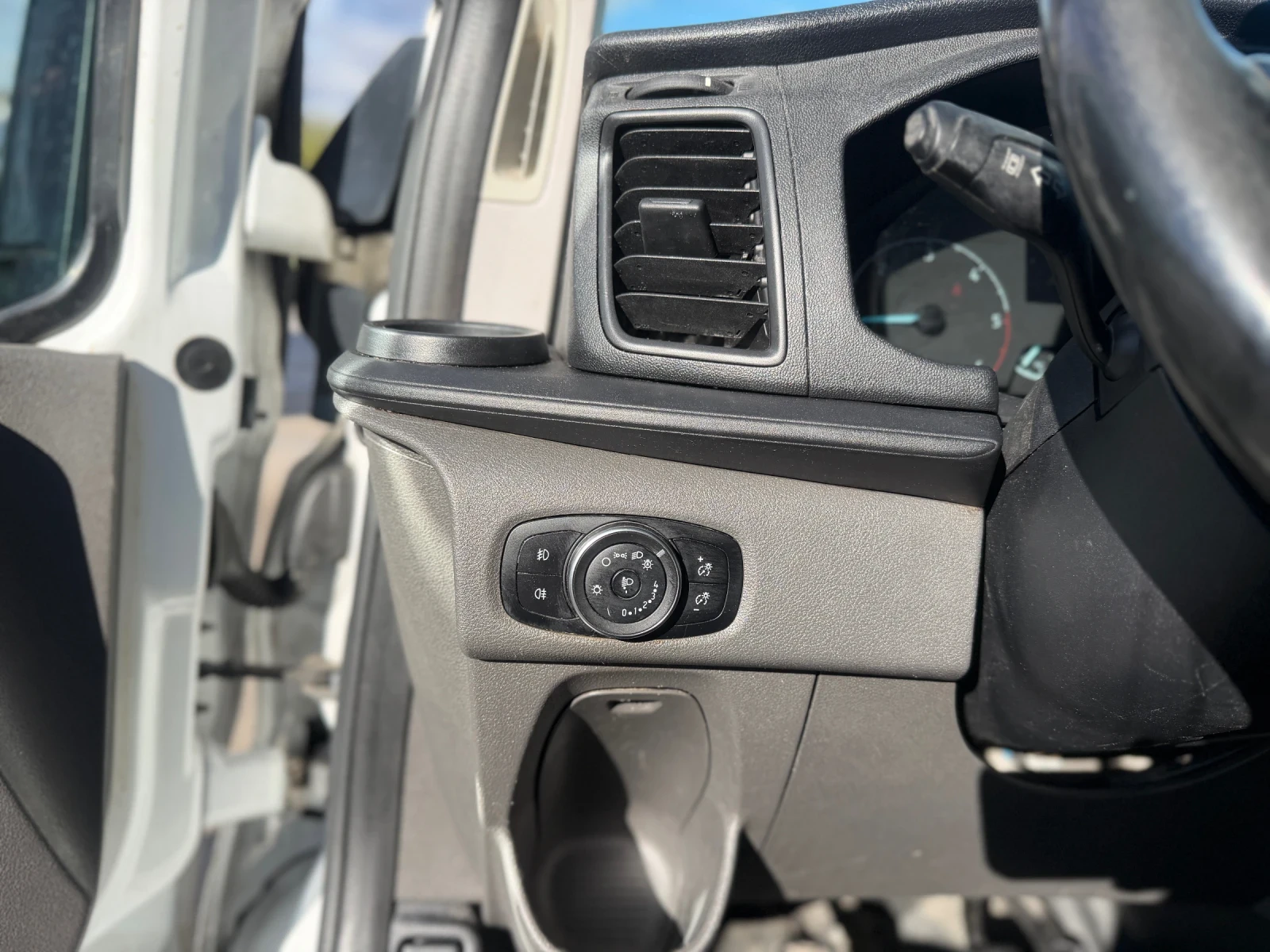 Ford Transit Custom 2.0 TDCI 131ps  | Mobile.bg � ����������� 14