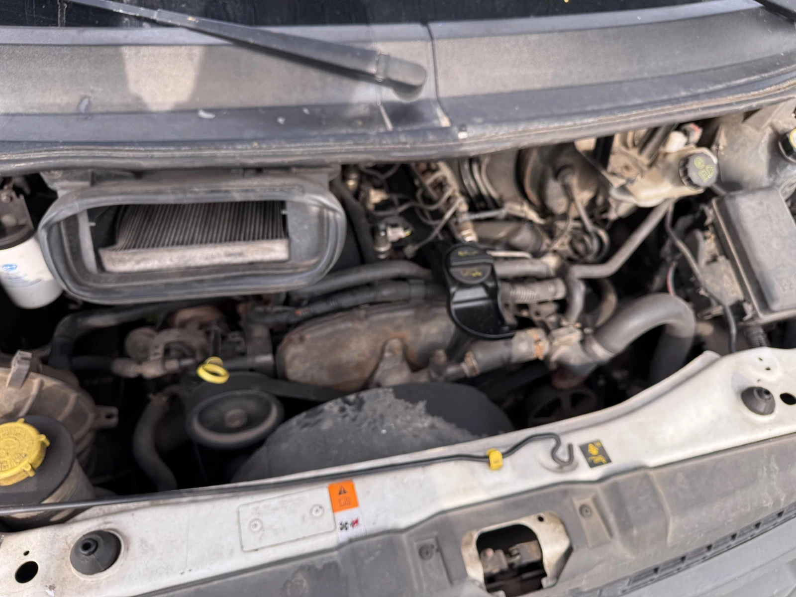 Ford Transit 2.4TDCI - изображение 3