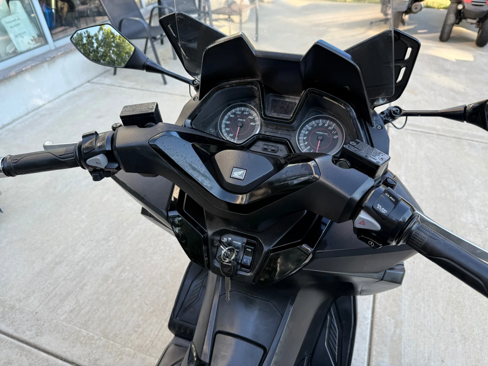Honda Forza  - изображение 10
