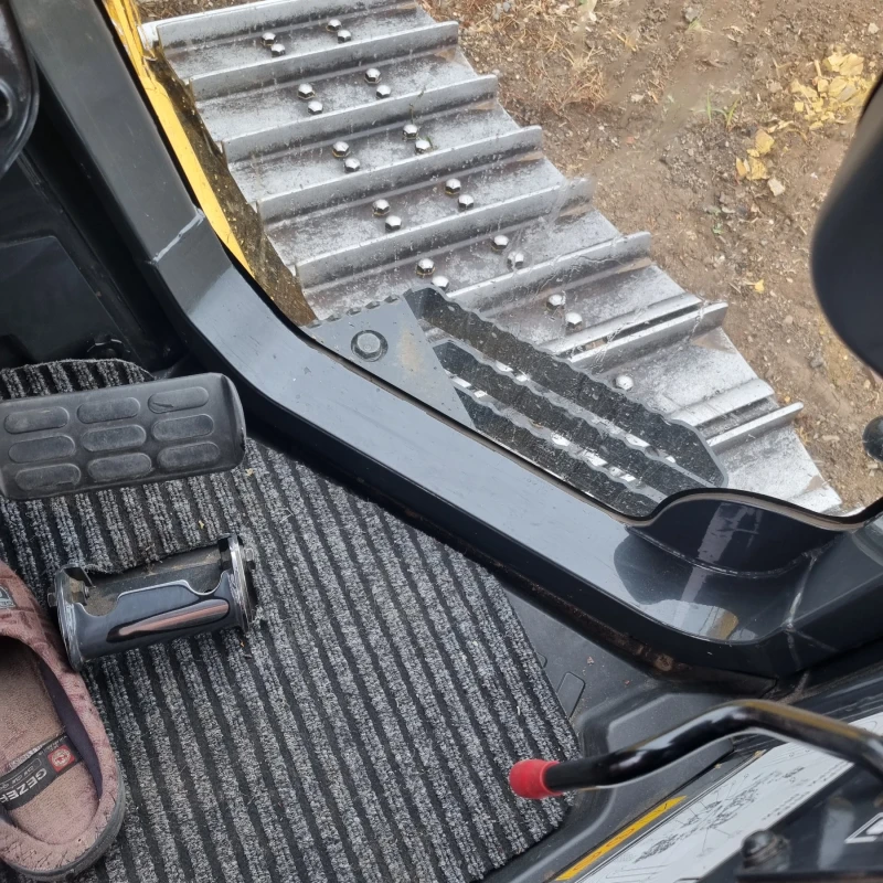 Булдозер Komatsu D51 PX, снимка 8 - Индустриална техника - 52671249