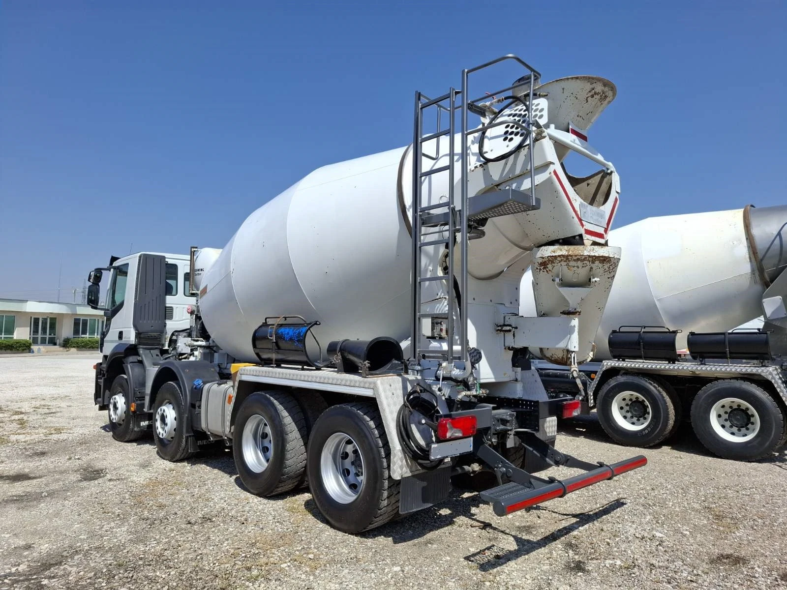   Iveco SL 400 X-WAY | Mobile.bg   12